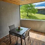 Chesa Bunita Dus Apartment