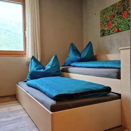 Chesa Bunita Dus Apartment *