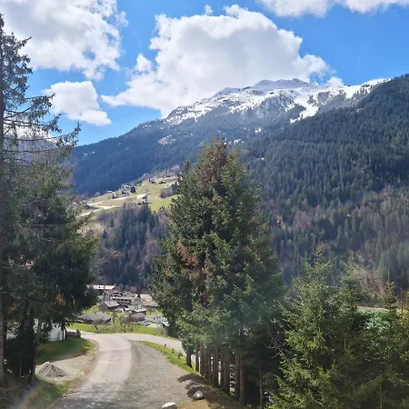 Chesa Bunita Dus Appartement *